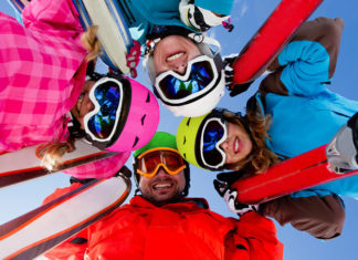 Jakie ubezpieczenie kupić przed rodzinnym wyjazdem na narty?